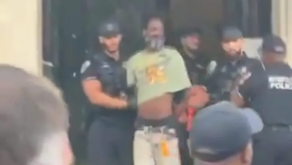 Hombre de Estados Unidos con arma es detenido tras intentar entrar al Instituto Cultural de México en Washington